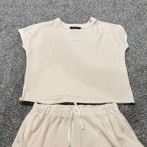 Women’s cream color Short Sleeve Top and Pj Set. Size XL